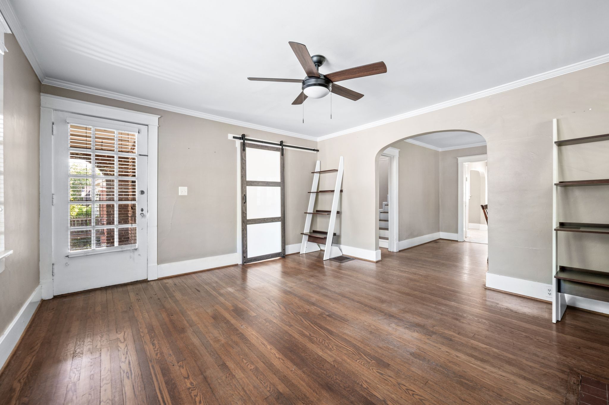 Nashville, Tennessee 37212, United States, 3 Bedrooms Bedrooms, ,2 BathroomsBathrooms,Residential,Active,201485