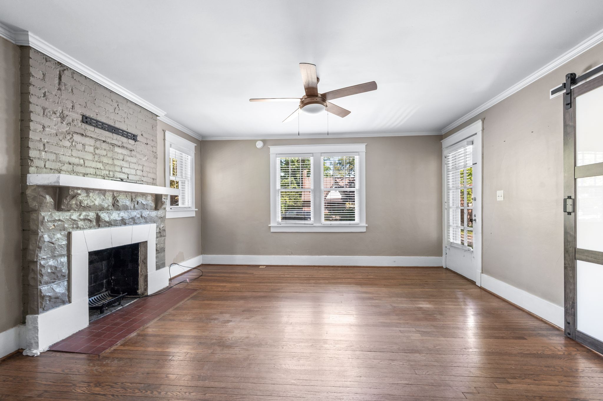 Nashville, Tennessee 37212, United States, 3 Bedrooms Bedrooms, ,2 BathroomsBathrooms,Residential,Active,201485