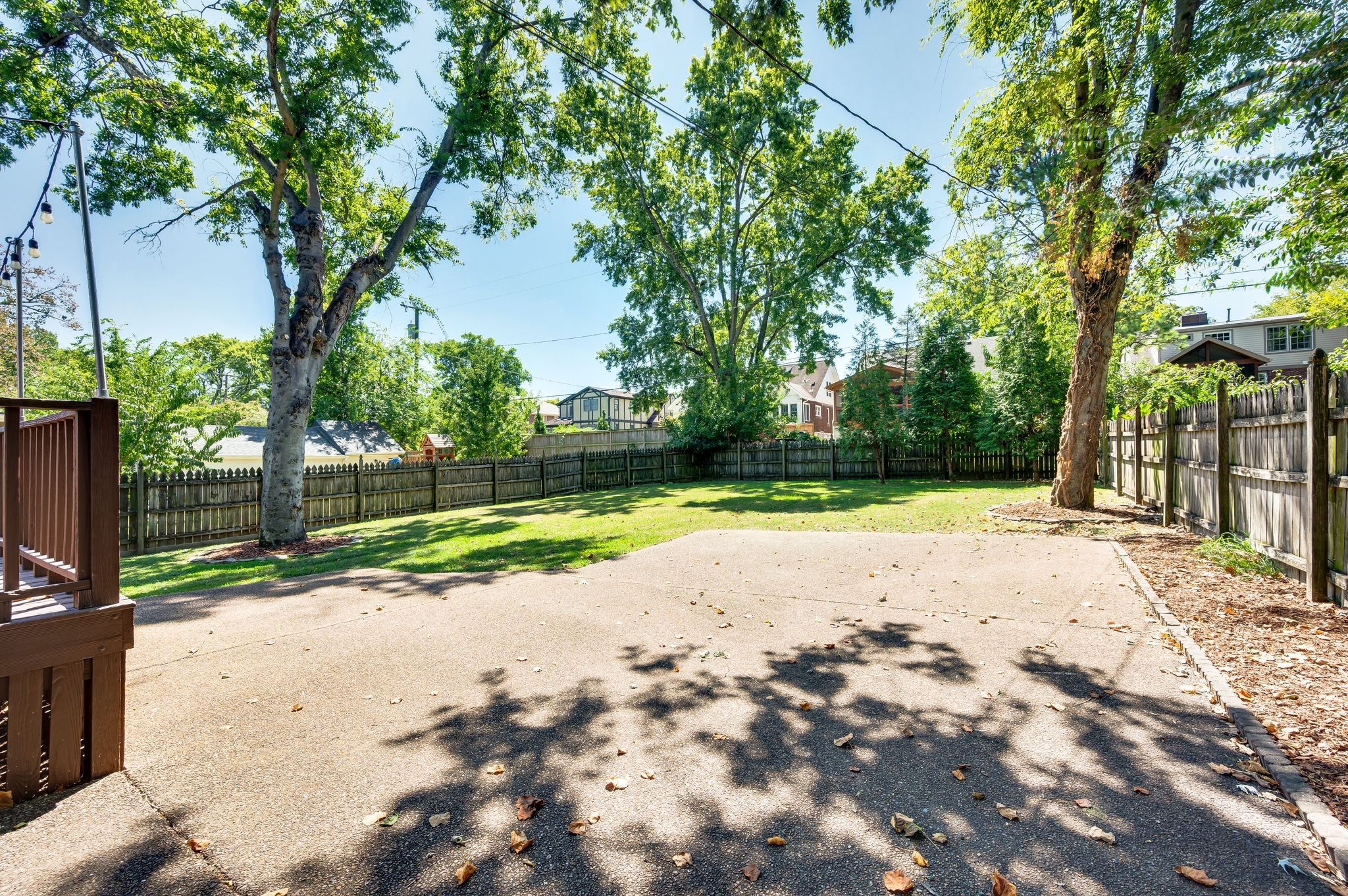 Nashville, Tennessee 37212, United States, 3 Bedrooms Bedrooms, ,2 BathroomsBathrooms,Residential,Active,201485