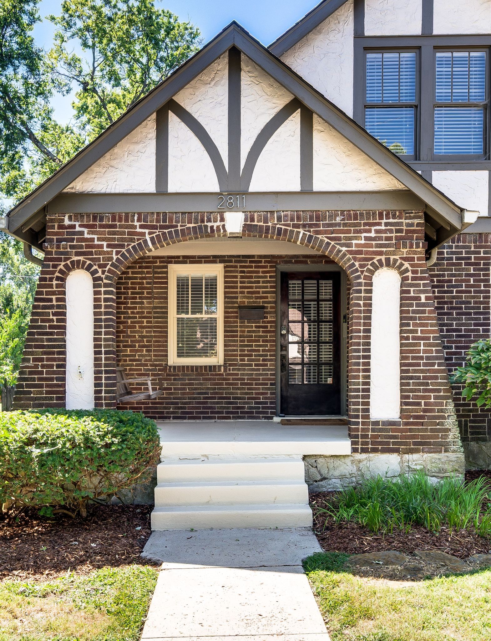 Nashville, Tennessee 37212, United States, 3 Bedrooms Bedrooms, ,2 BathroomsBathrooms,Residential,Active,201485