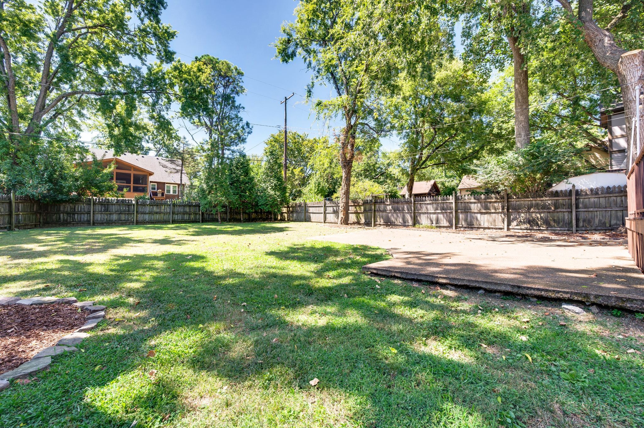 Nashville, Tennessee 37212, United States, 3 Bedrooms Bedrooms, ,2 BathroomsBathrooms,Residential,Active,201485