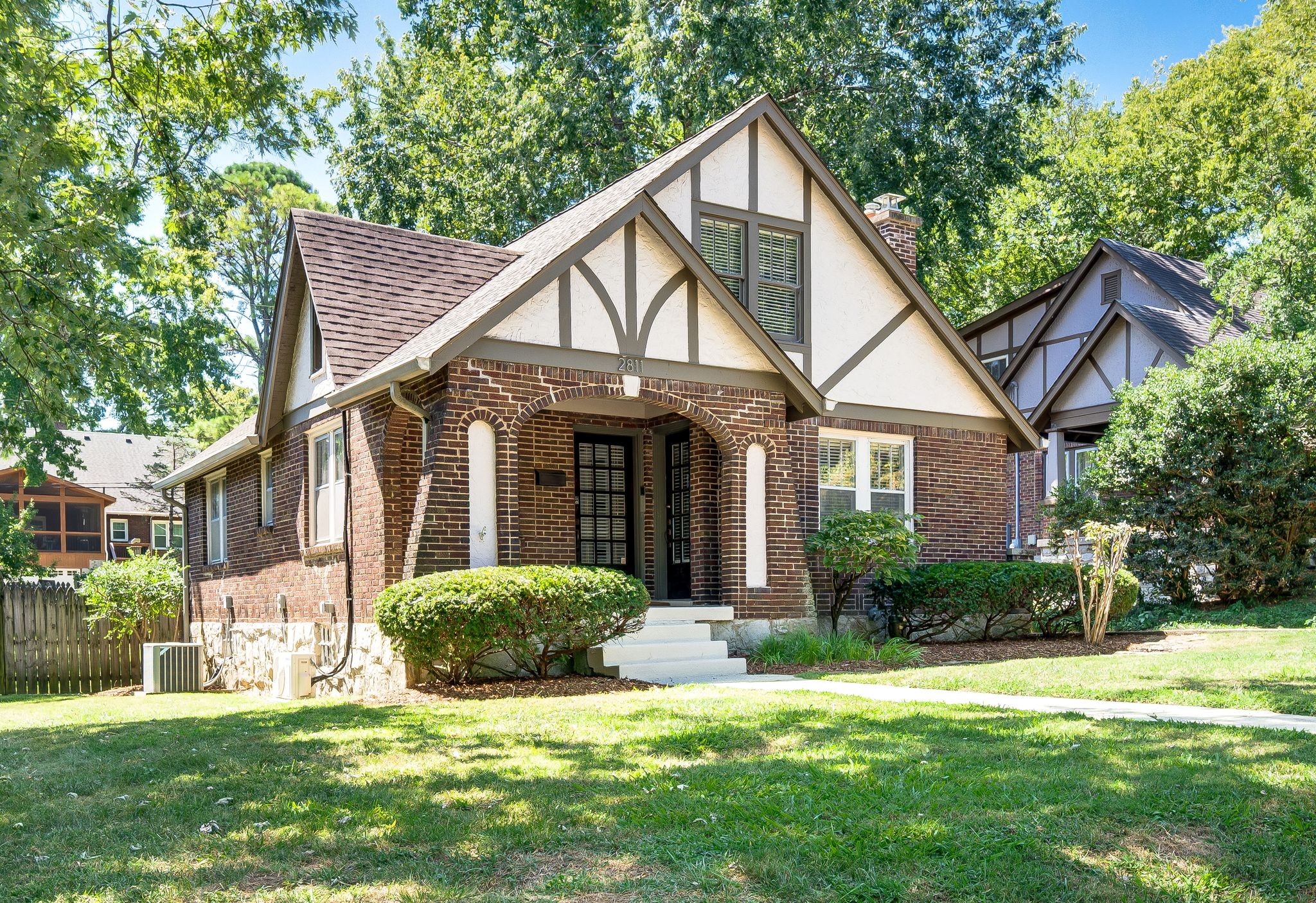 Nashville, Tennessee 37212, United States, 3 Bedrooms Bedrooms, ,2 BathroomsBathrooms,Residential,Active,201485