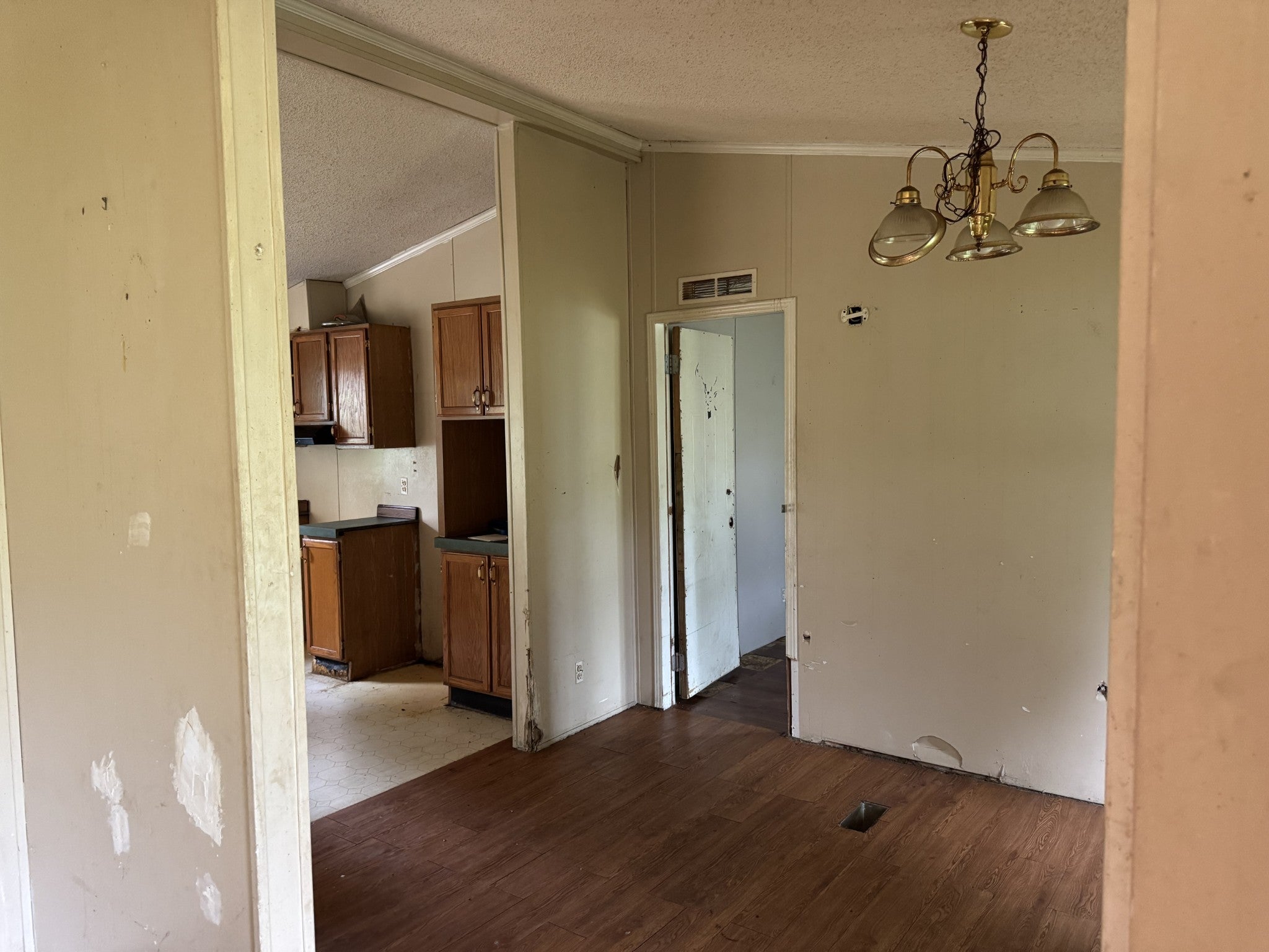 107 Elton Ct