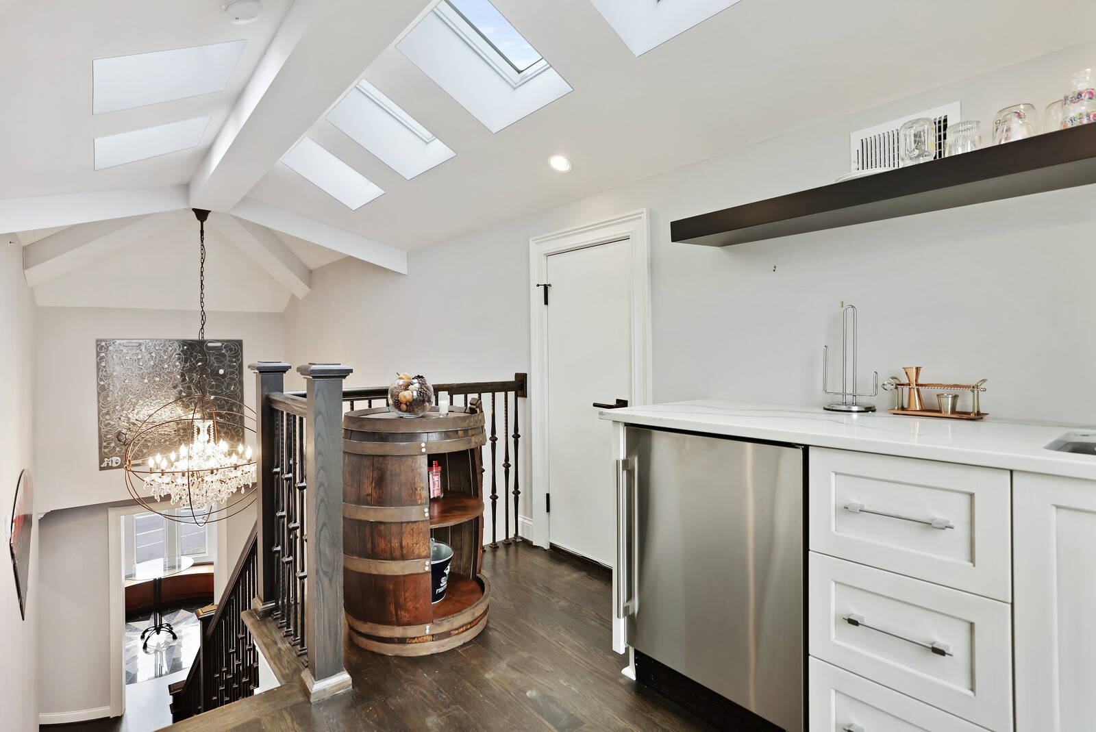 Nashville, Tennessee, 37206, United States, 7 Bedrooms Bedrooms, ,8 BathroomsBathrooms,Residential,Active,2006799