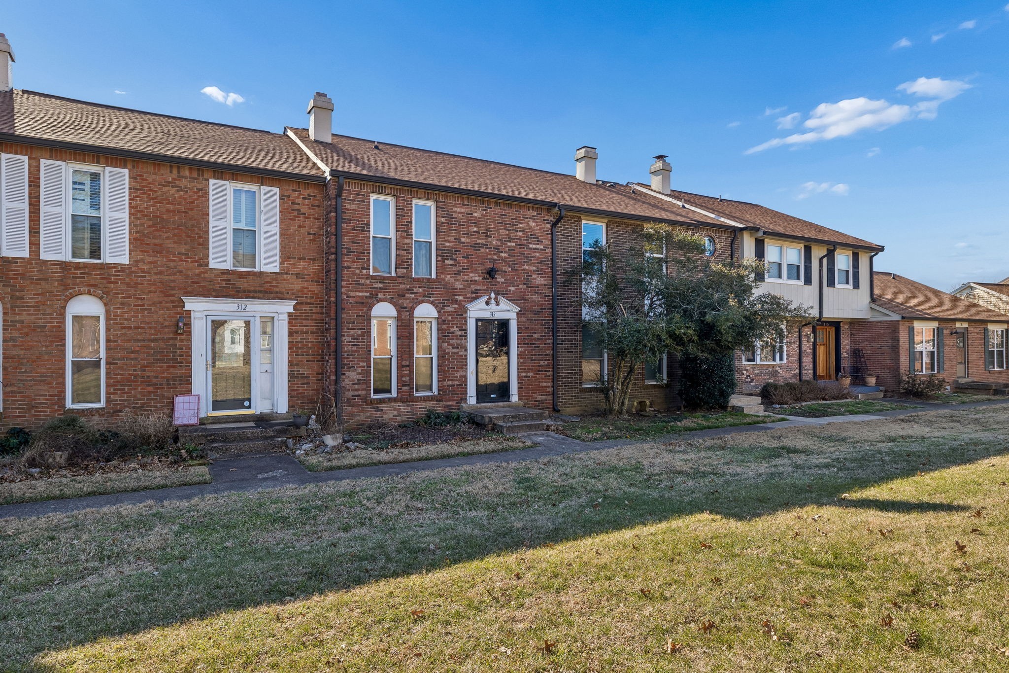 313 Huntington Ridge Dr