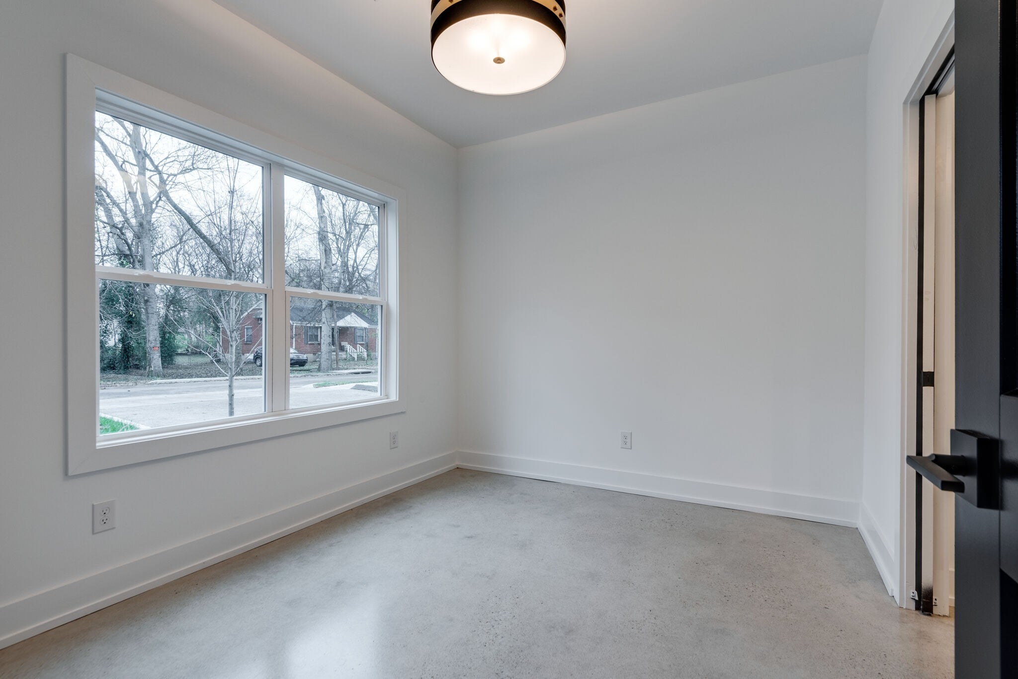 862 W Sharpe Ave 2