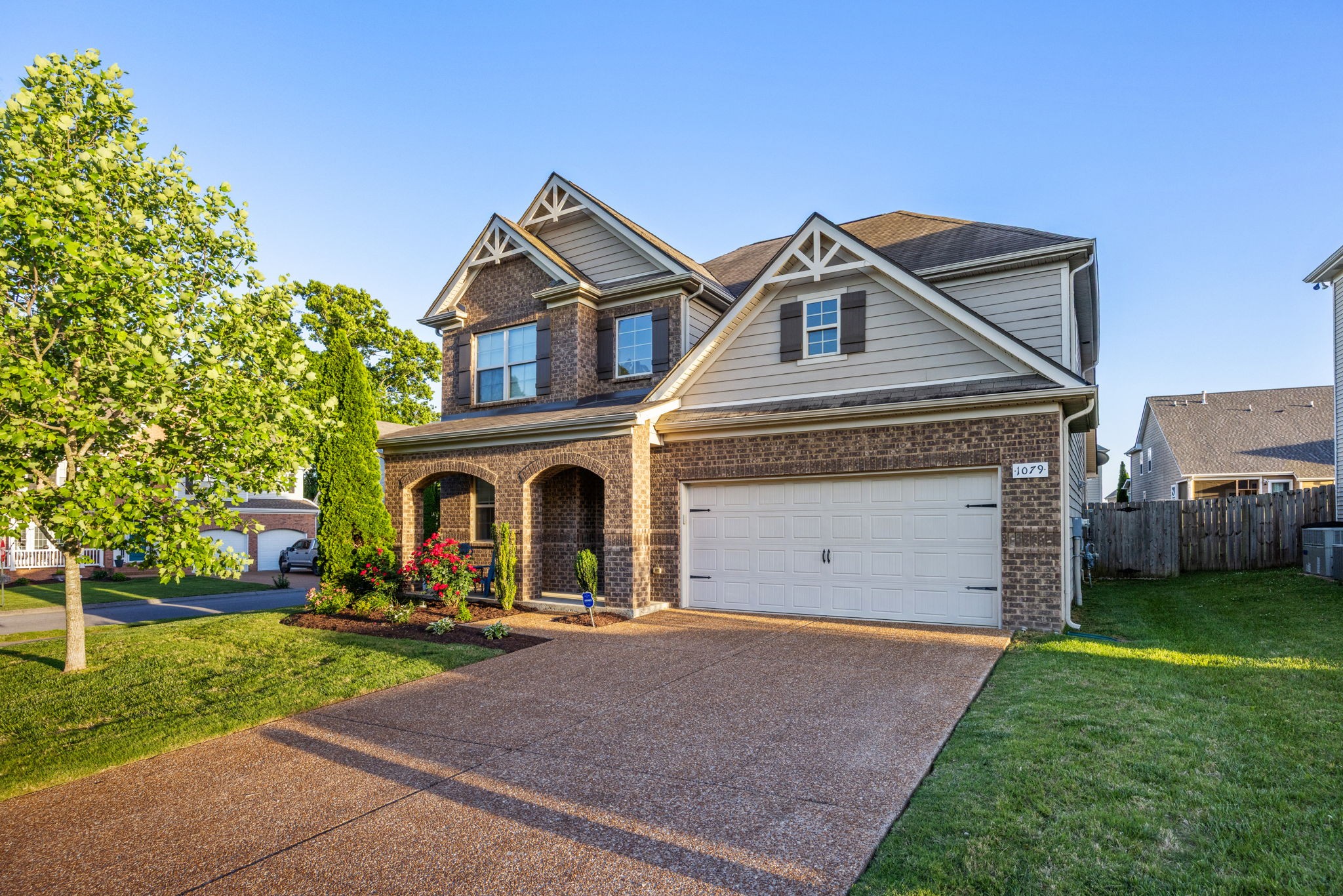 1079 Solomon Ln