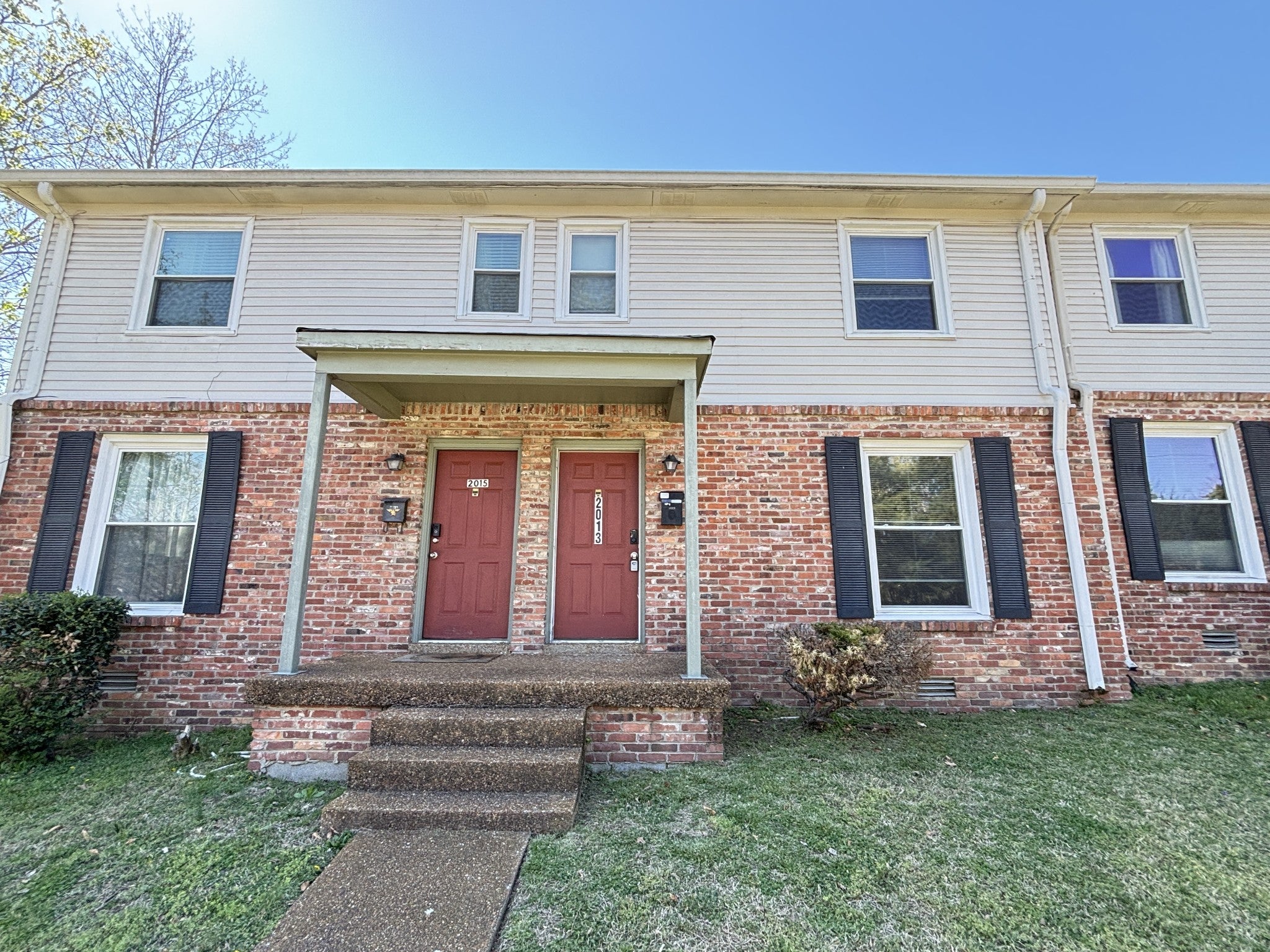 2.0-bed rental at 2013 25th Ave S