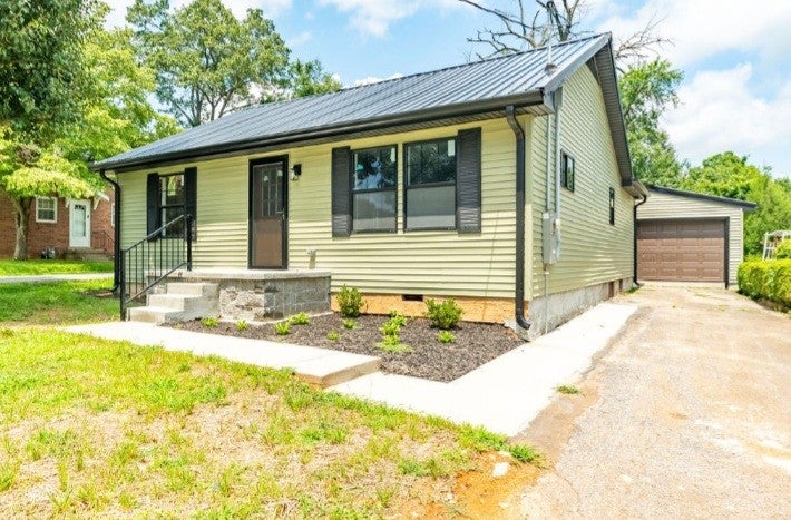 20 Robin Rd