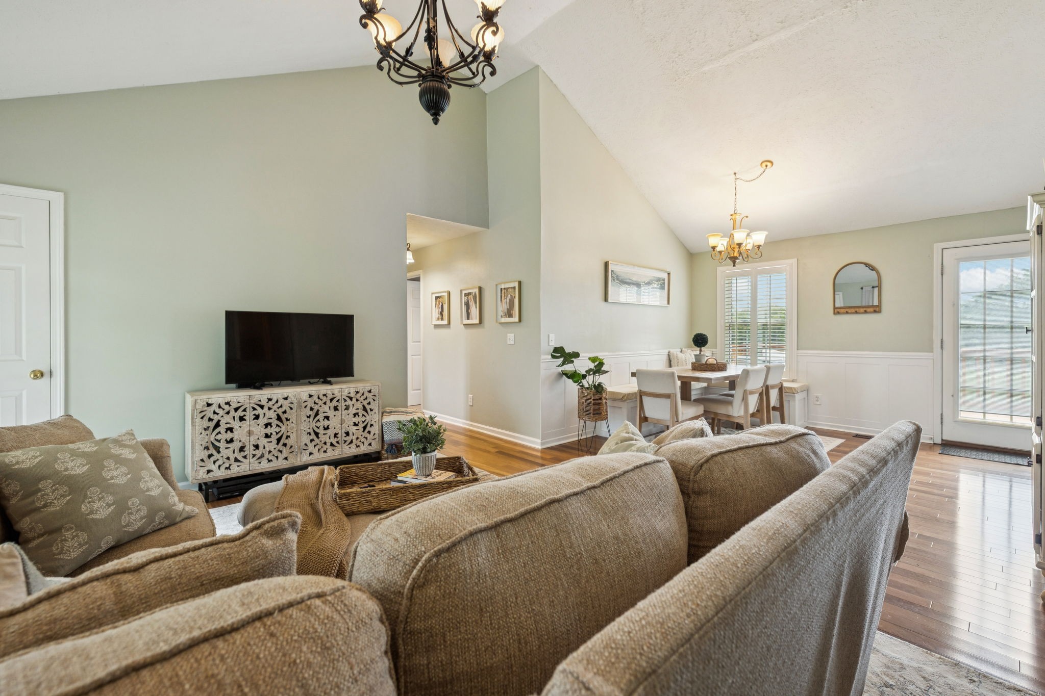 1408 Green Forest Ct