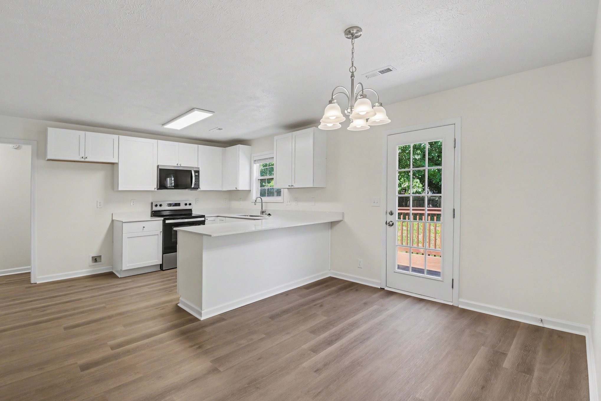 1648 Cedar Springs Cir