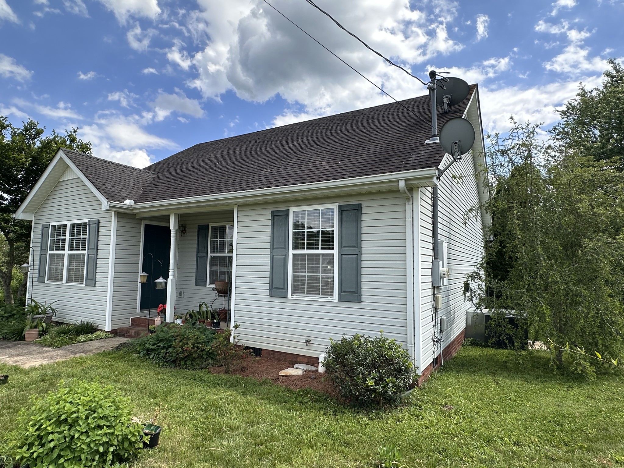 211 Homewood Dr