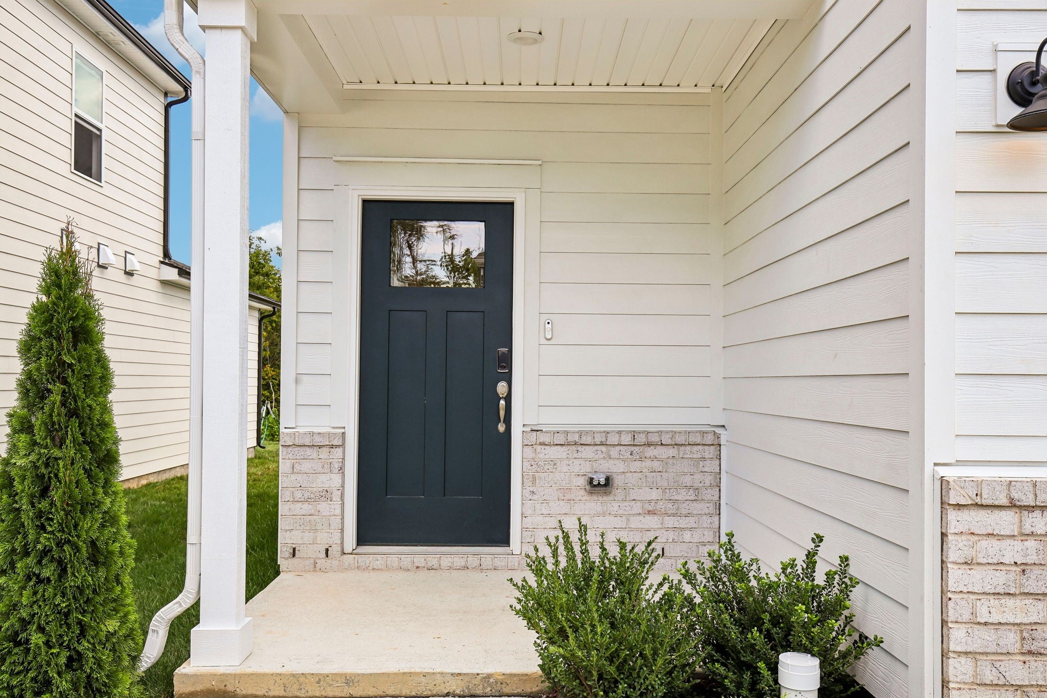 2122 Craven Pl