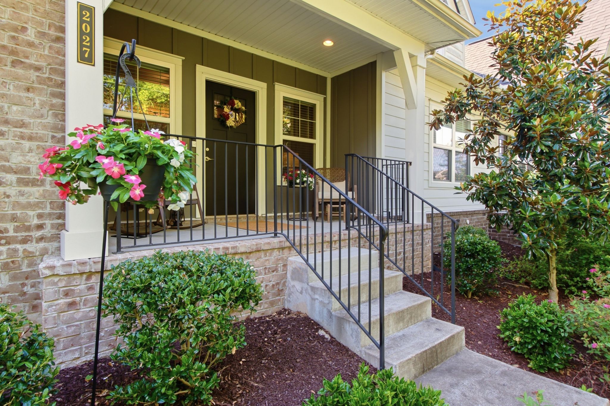 2027 Moultrie Cir, Franklin TN 37064 3-bed home, photo 2 of 30