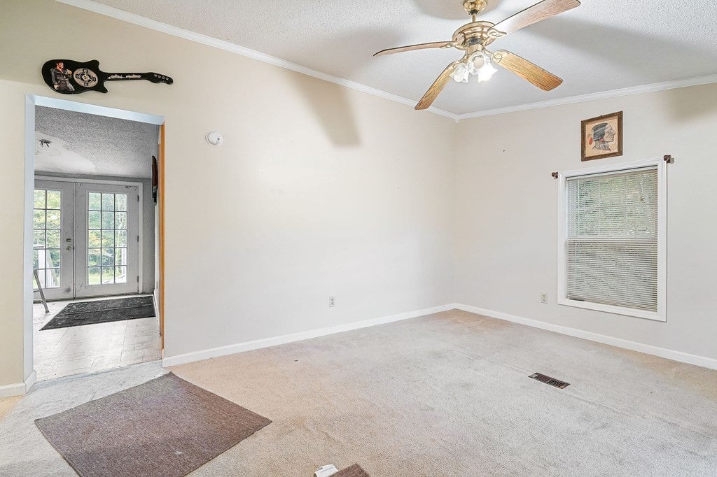 229 Craig Rd