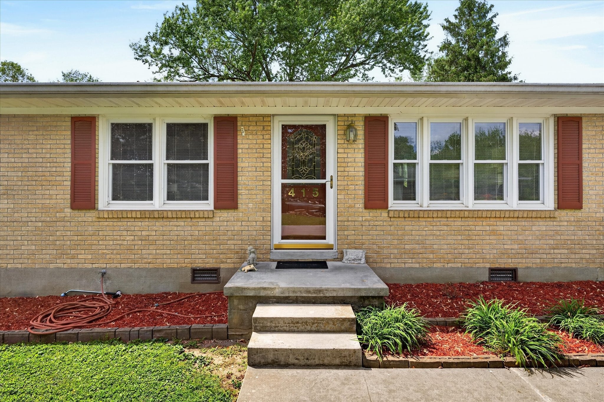 415 Elaine Dr
