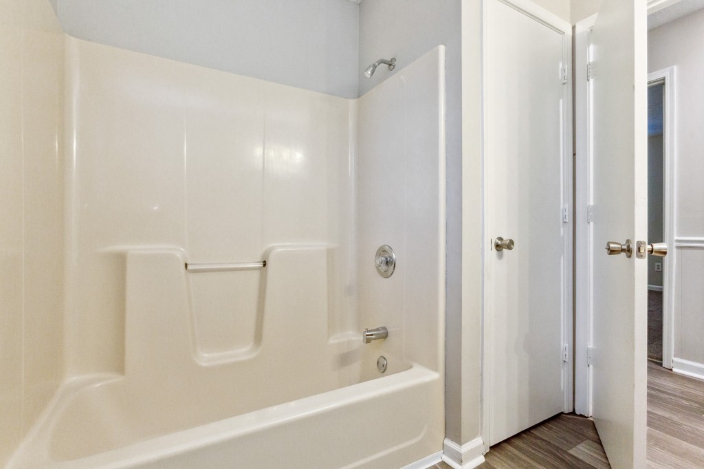 108 Gayla Ct