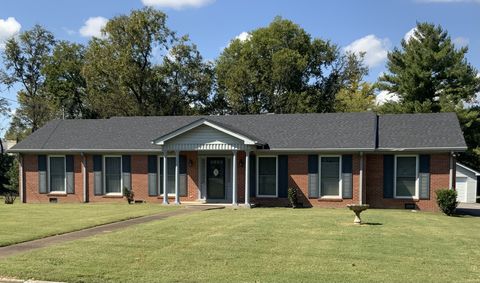 126 Oak Hill Dr Lebanon TN 37087