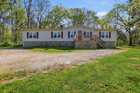 15 Freetown Ln Lebanon TN 37087