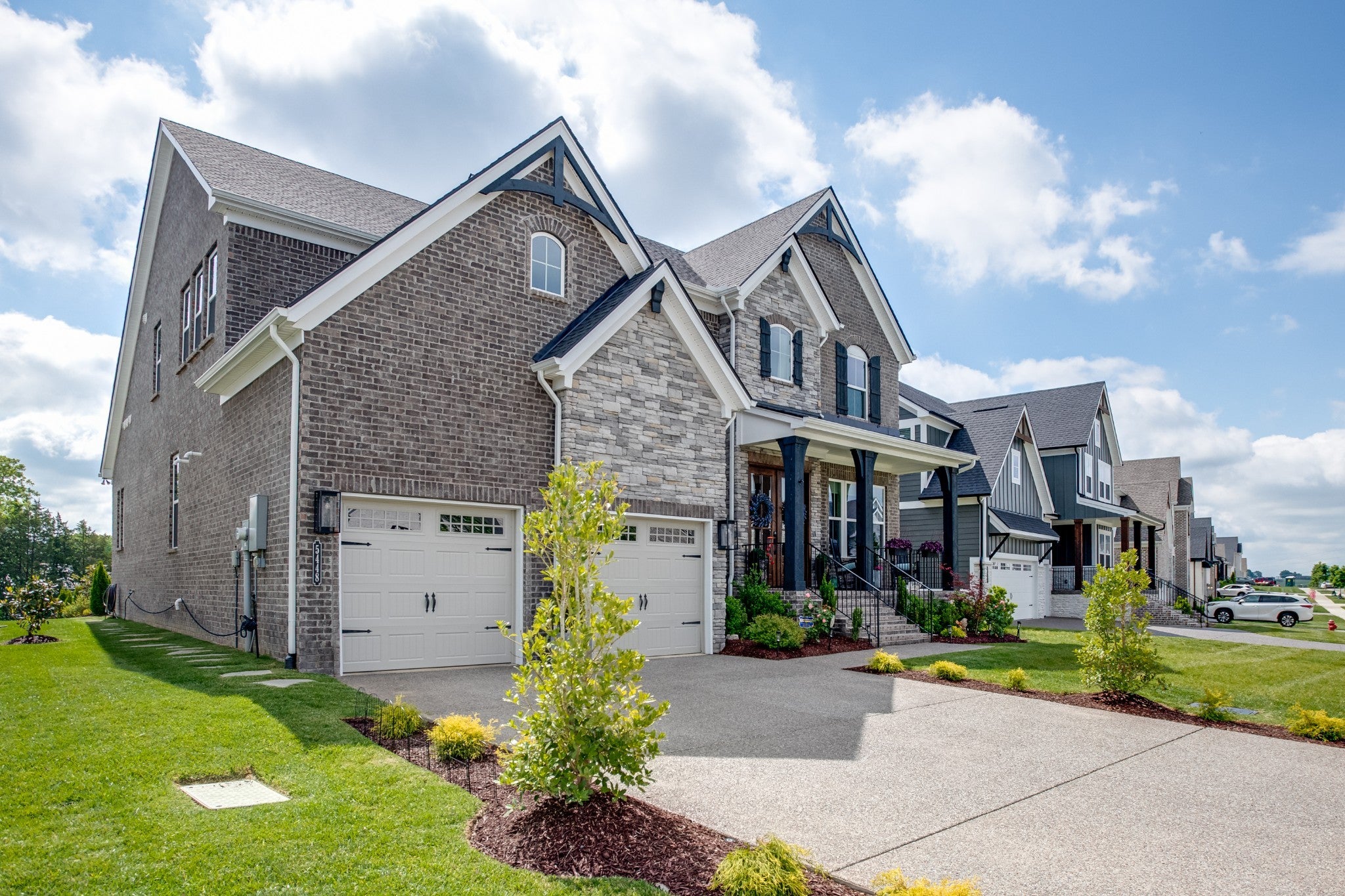 5448 Ayana Dr