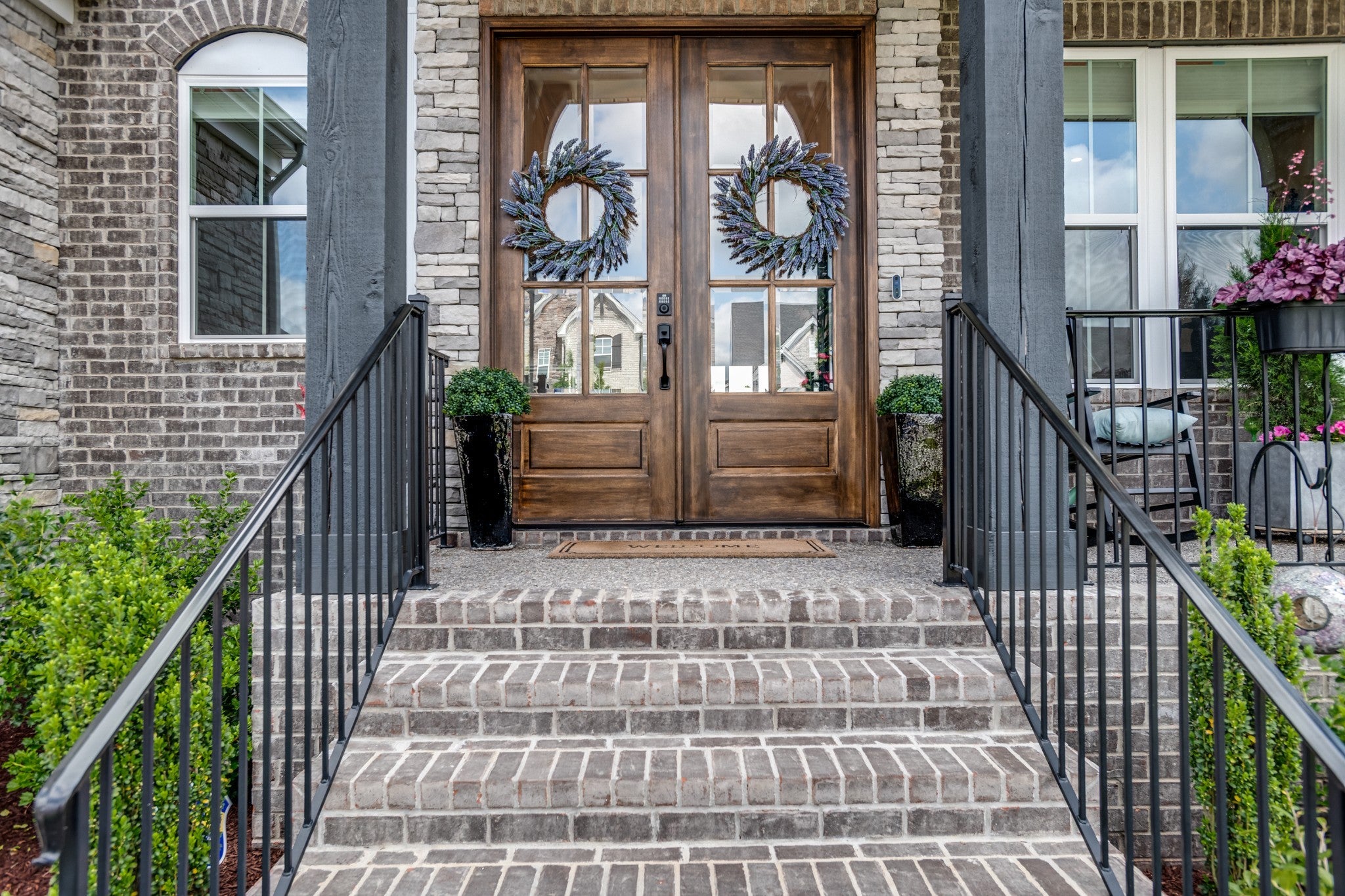 5448 Ayana Dr
