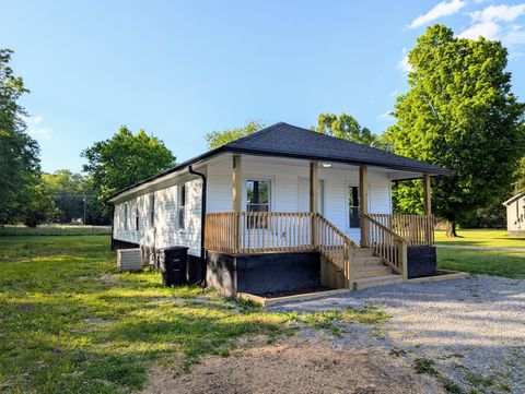 815 E Grundy St Tullahoma TN 37388