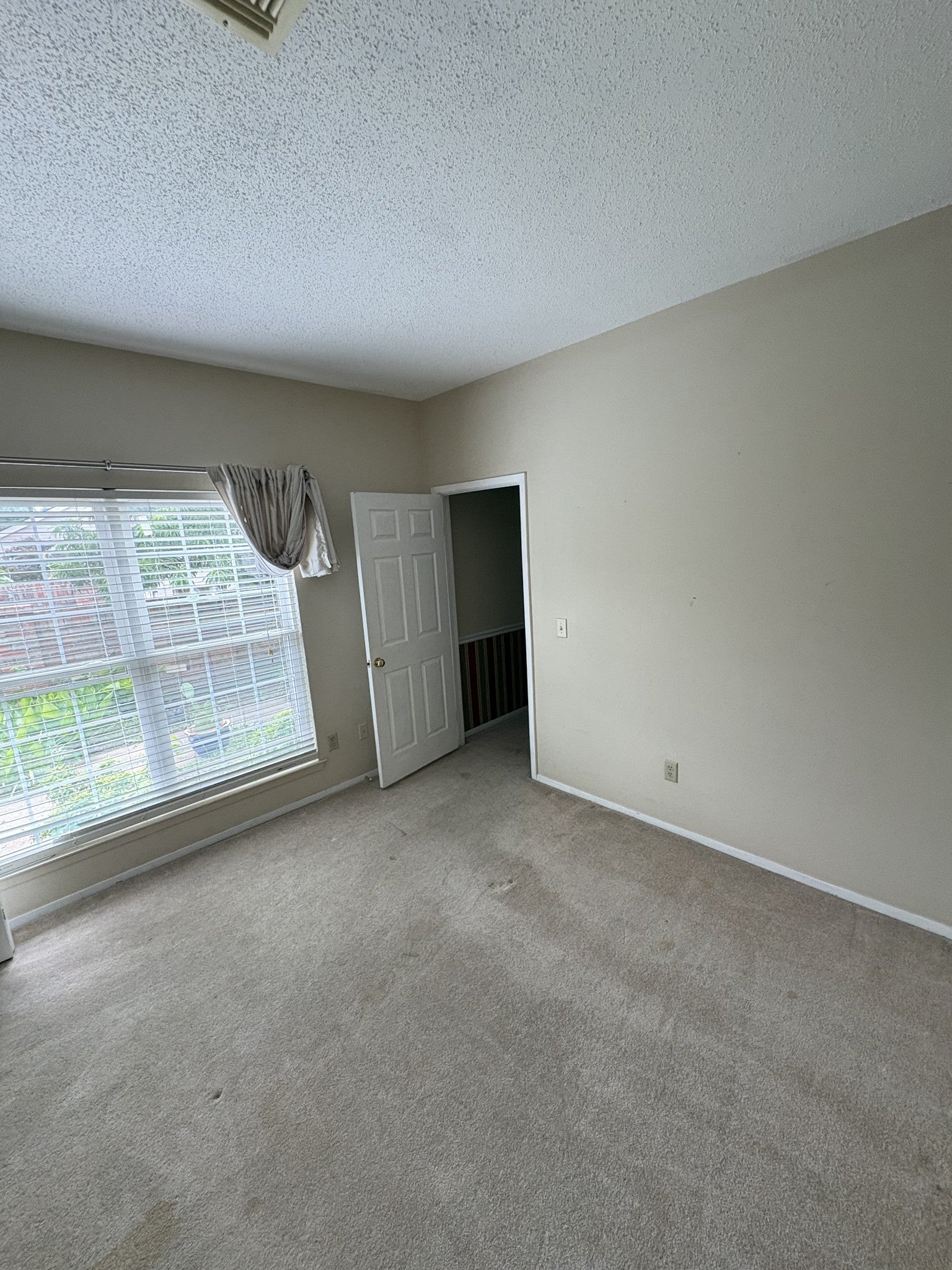 404 Laurel Hill Dr, Old Hickory TN 37138 2-bed condo, photo 5 of 17