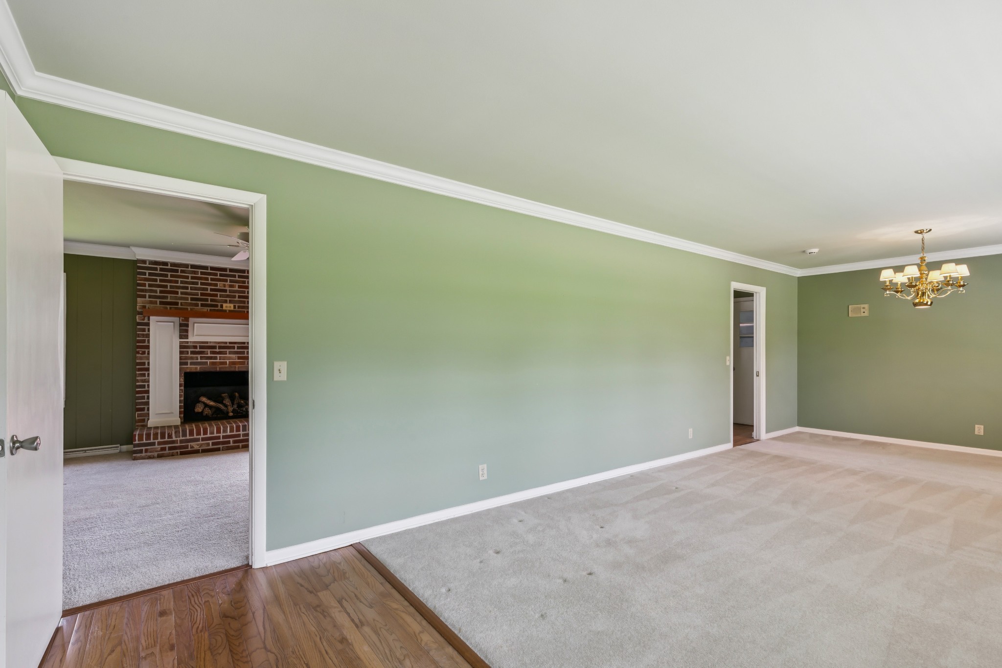 206 Cloverdale Rd