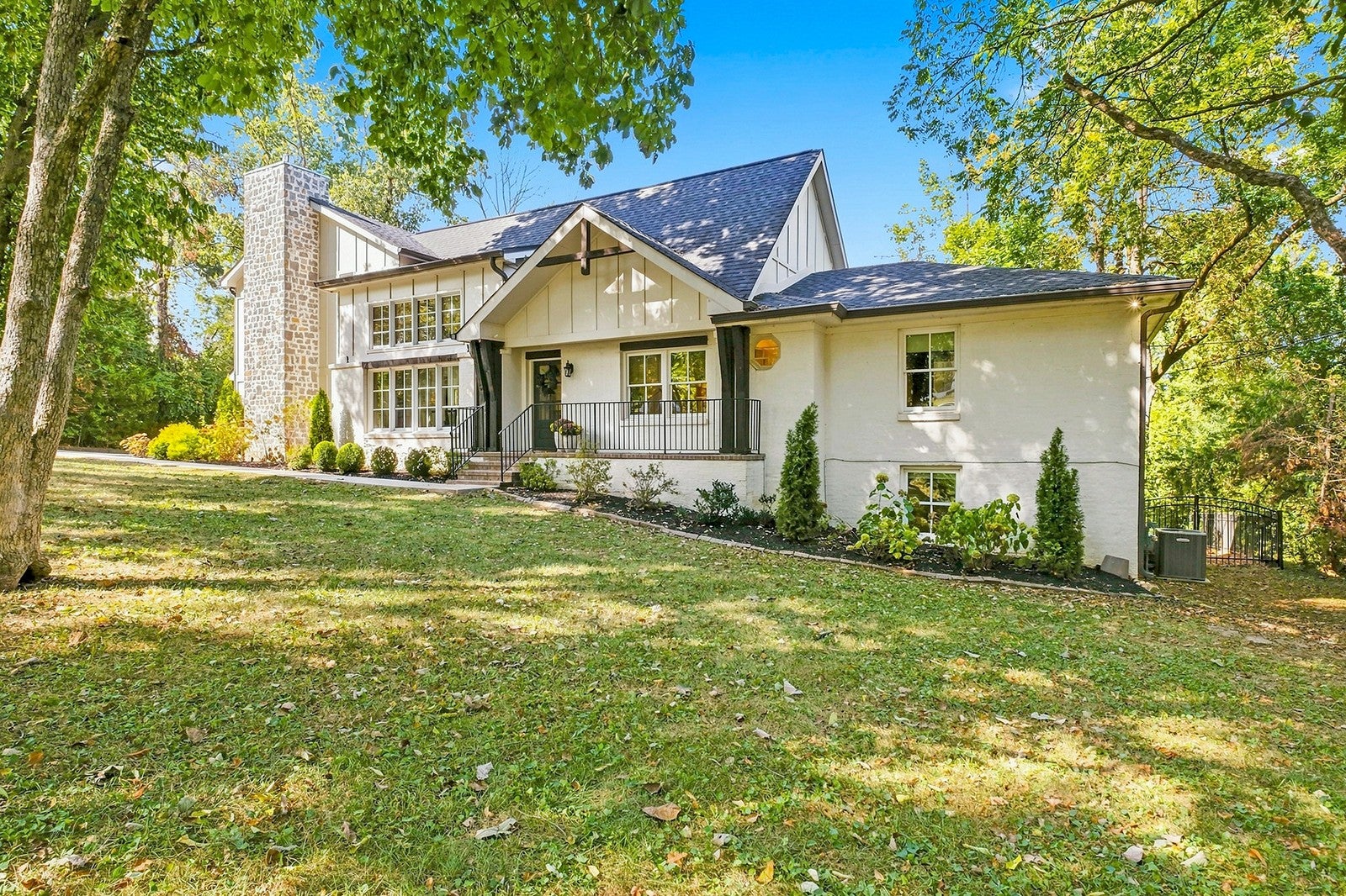 824 Belton Dr