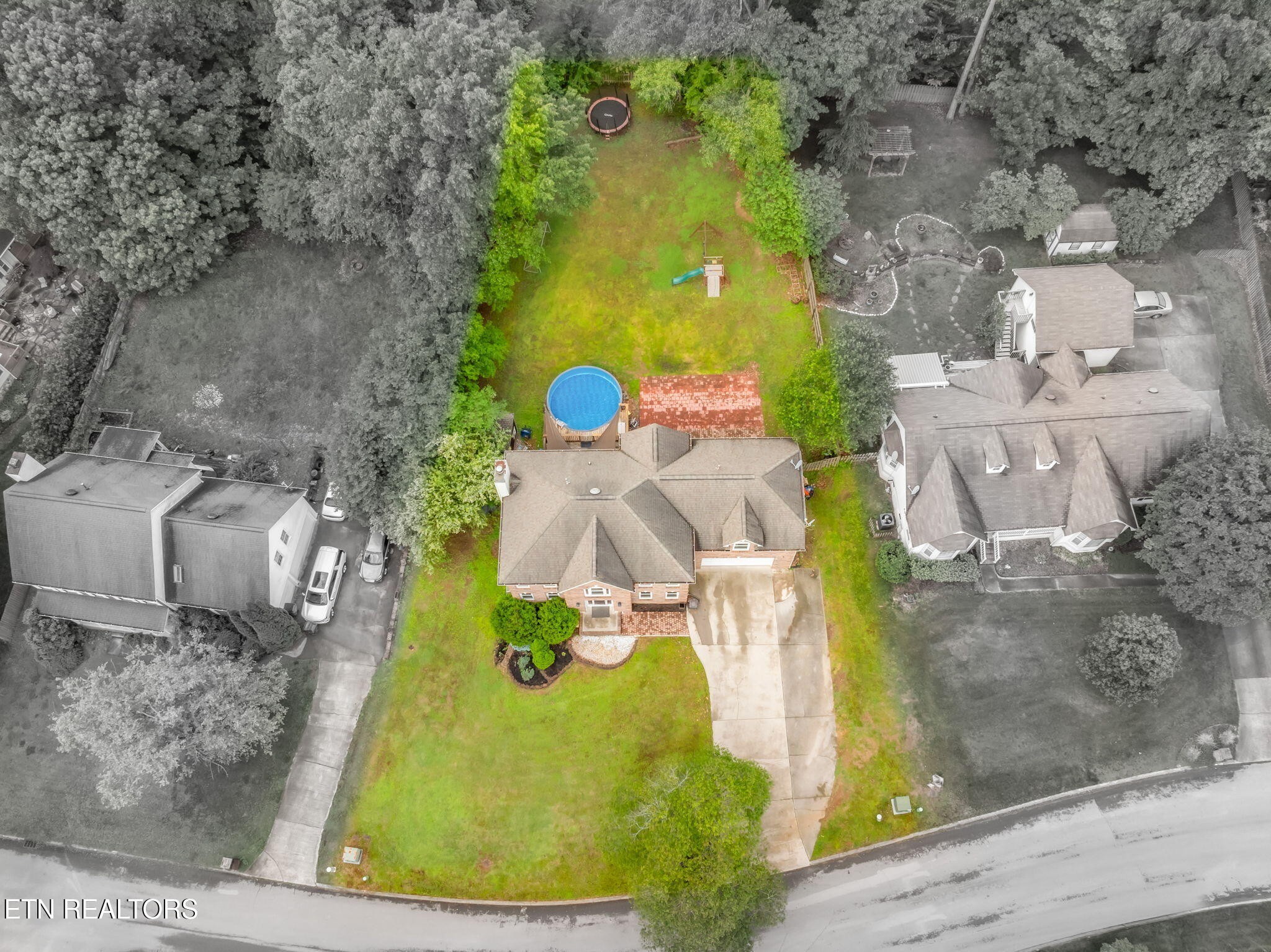 1825 Scenic Valley Lane