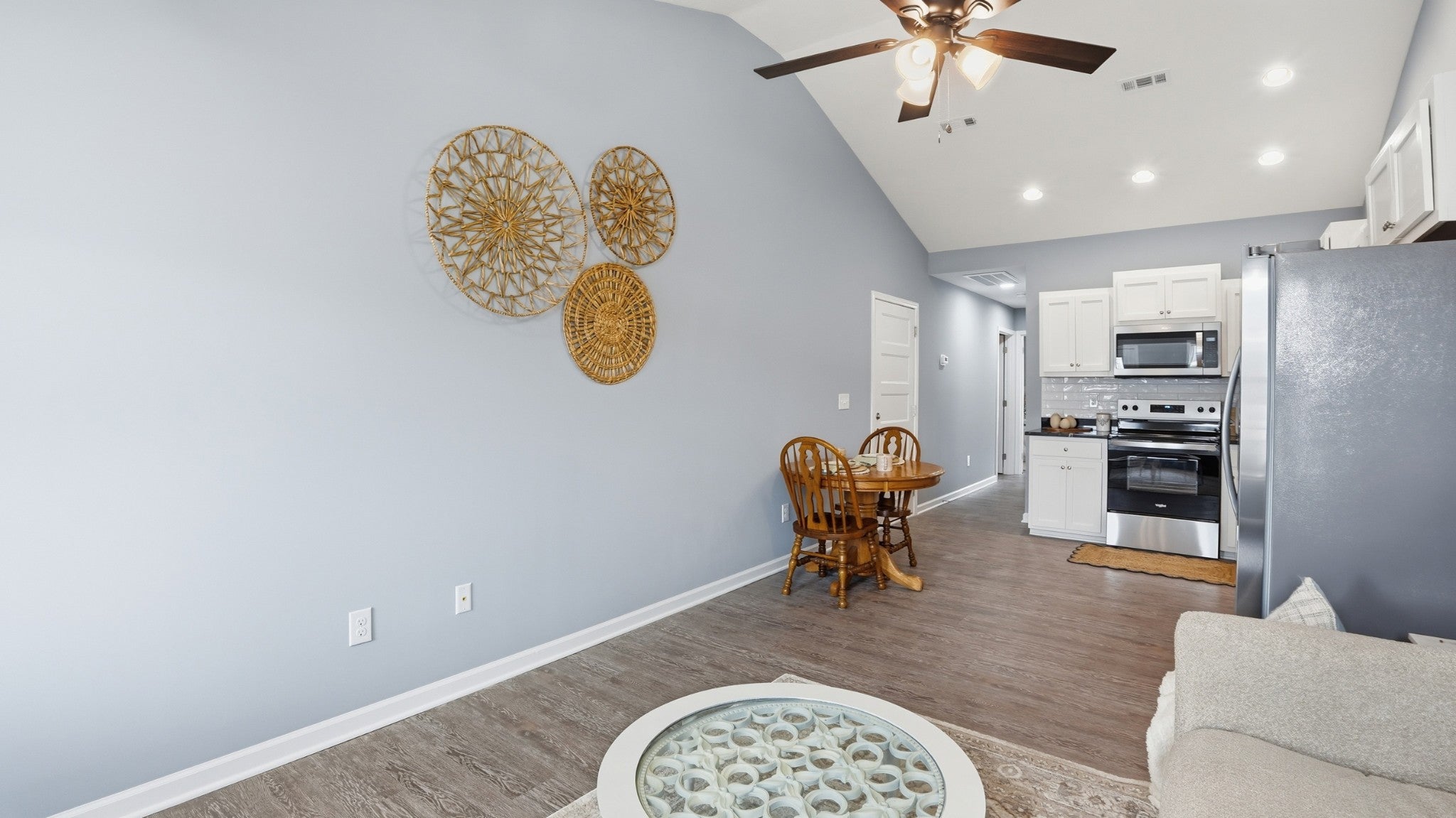 741 Kings Ln B-5