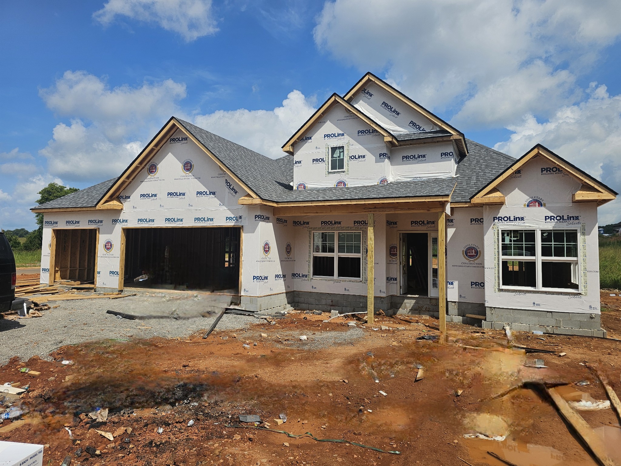 1601 Peacock Dr