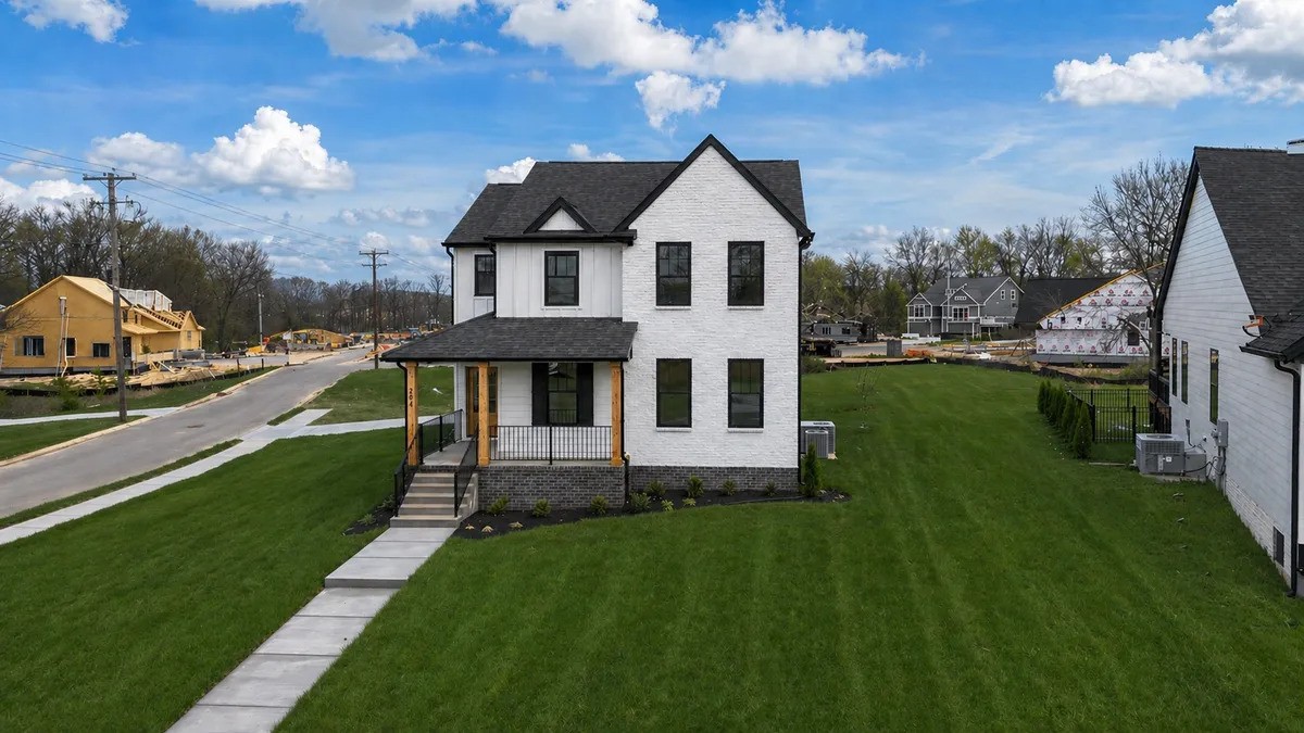 205 Trefethen Dr