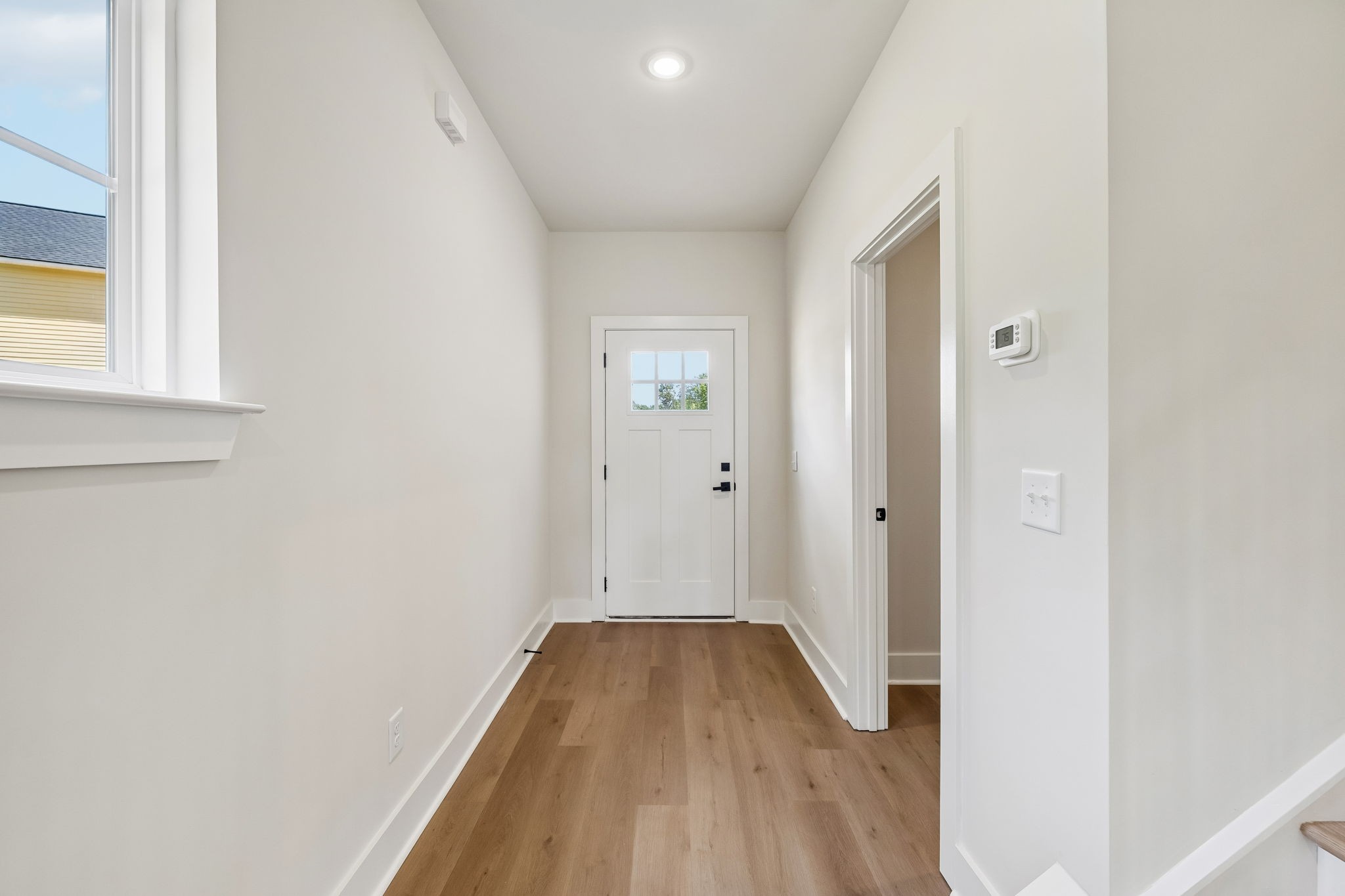 1052 Stagecoach Dr