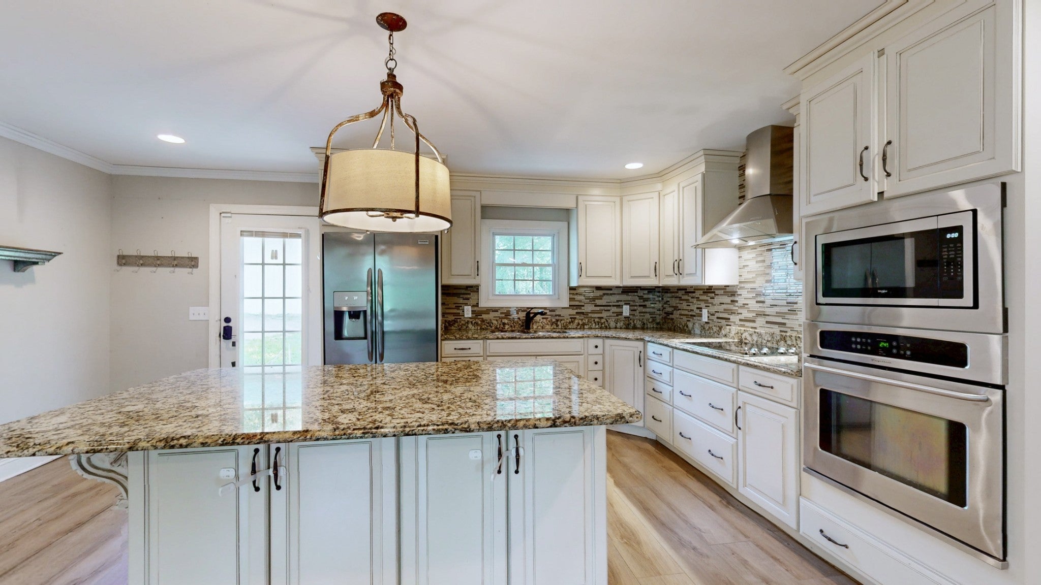 405 Twin Cove Dr