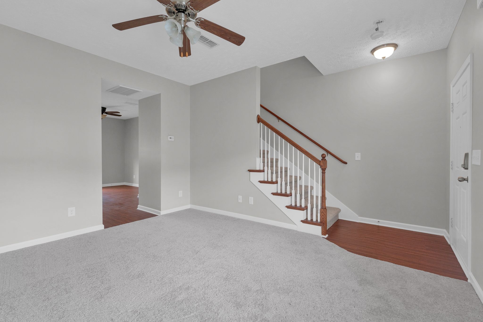 807 Lower Park Pl