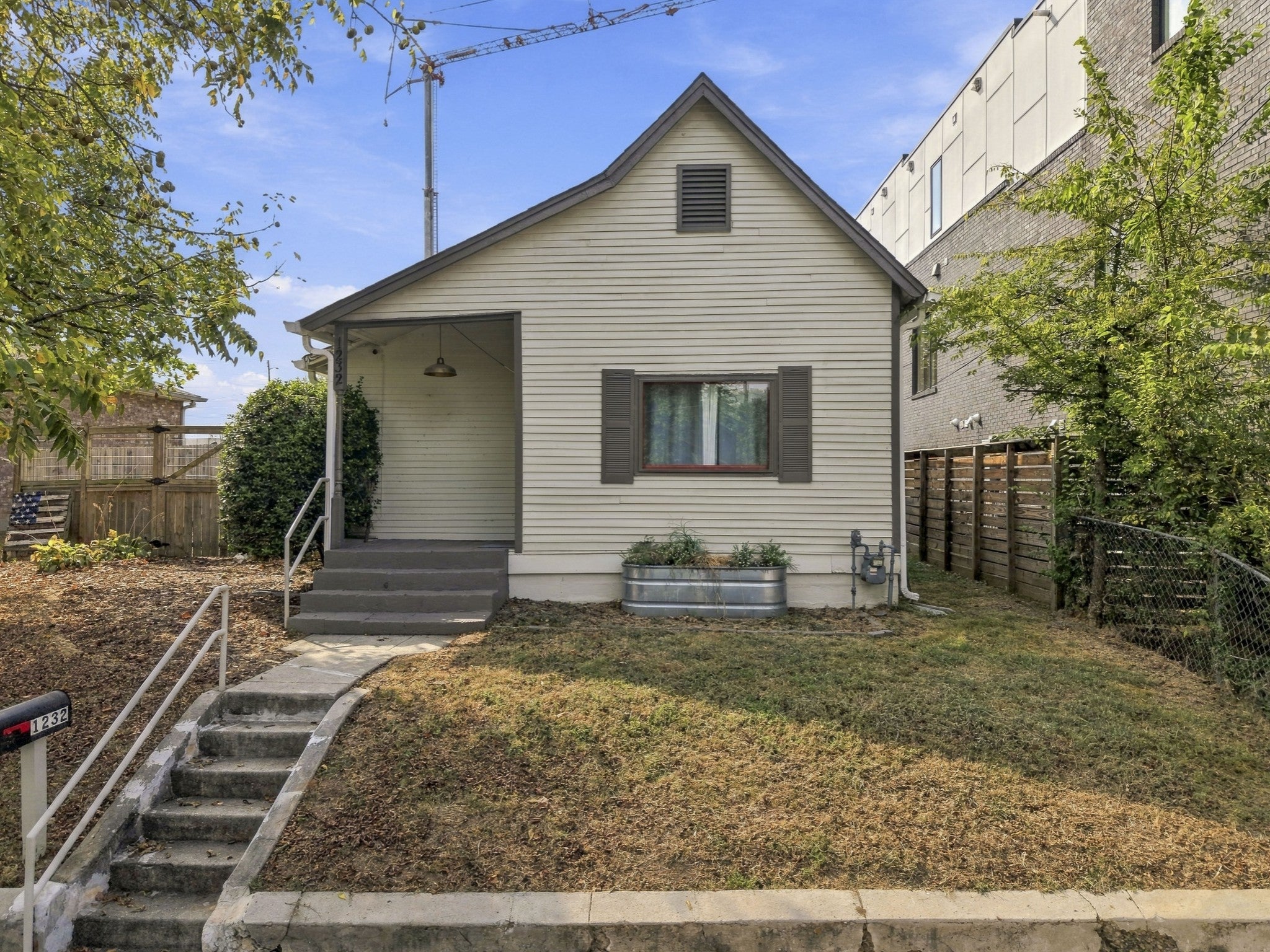 3-bed home for sale in Nashville, TN 37207, 1232 Joseph Ave 1232 Joseph Ave, Nashville TN 37207 3-bed home, photo 3 of 26