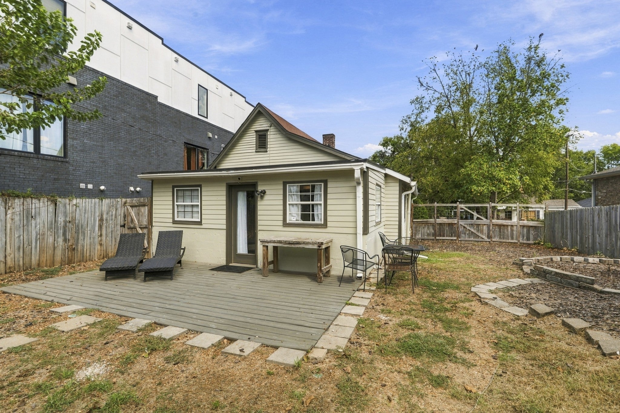 3-bed home for sale in Nashville, TN 37207, 1232 Joseph Ave 1232 Joseph Ave, Nashville TN 37207 3-bed home, photo 4 of 26