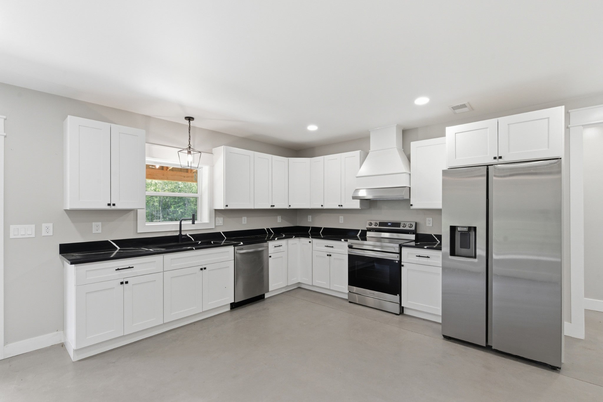 460 Serenity Pl
