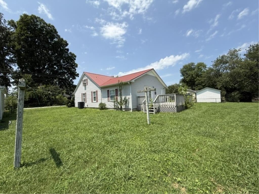 406 4th Ave S