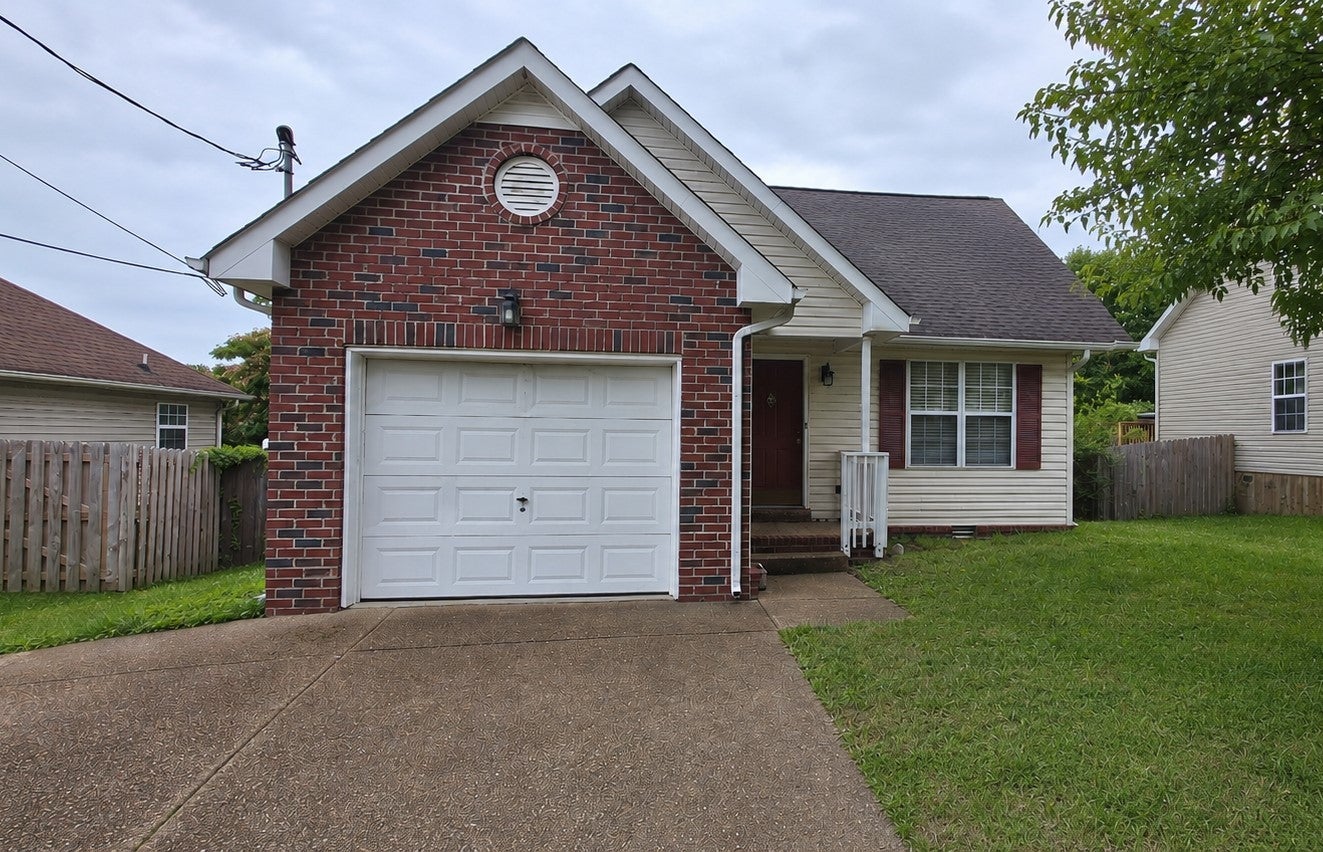 3-bed home for sale in Antioch, TN 37013, 705 Vanguard Pl 705 Vanguard Pl, Antioch TN 37013 3-bed home, photo 1 of 1