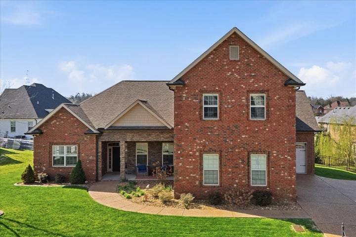 Photo 1 of 44 — 604 Pickett Dr, Hermitage, TN 37076