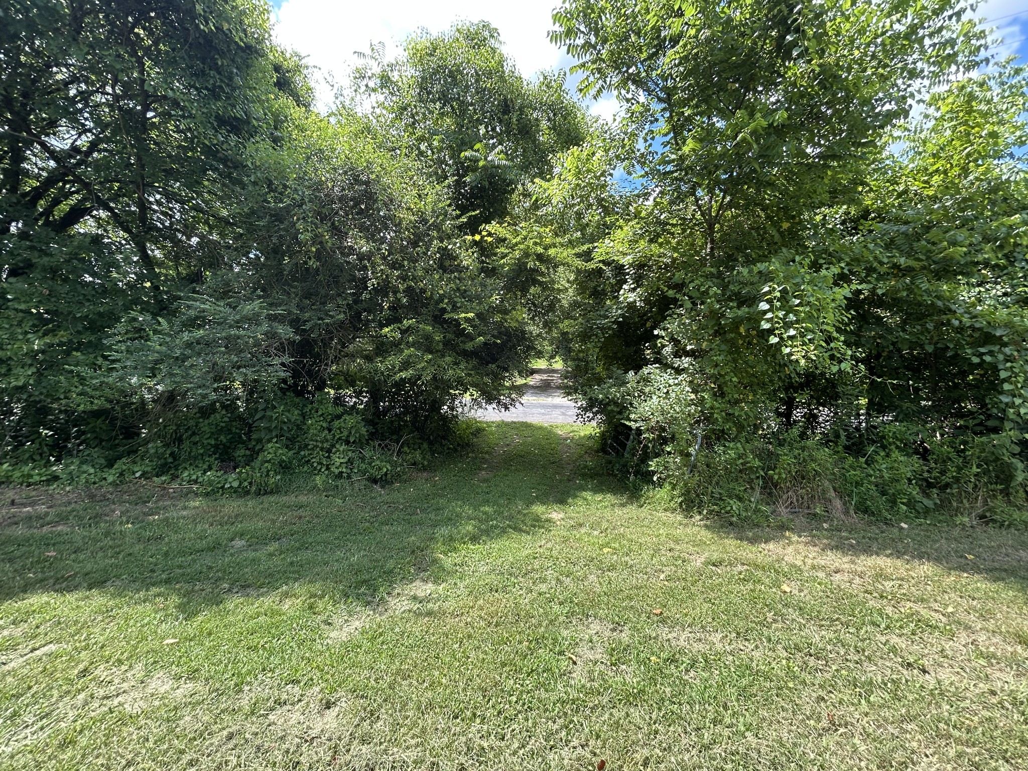 1 Chicken Creek Rd