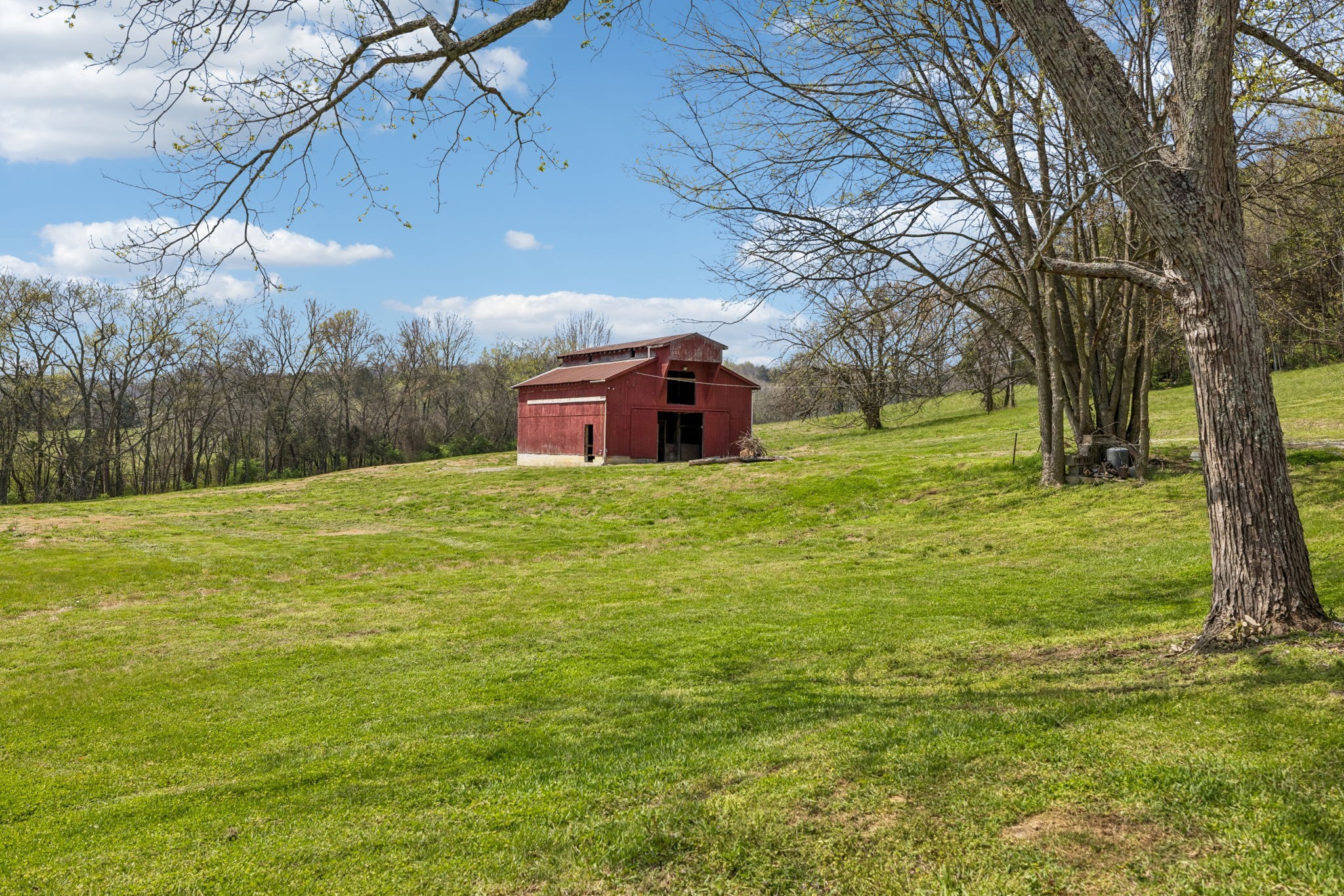 5497 Carters Creek Pike