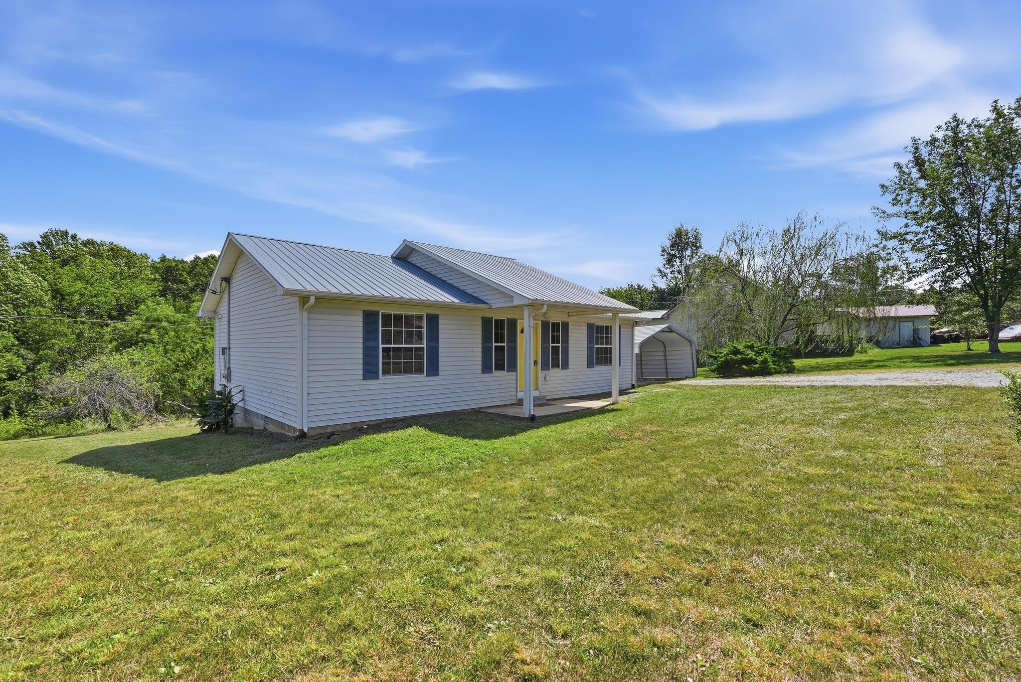 406 Albert Swift Ln