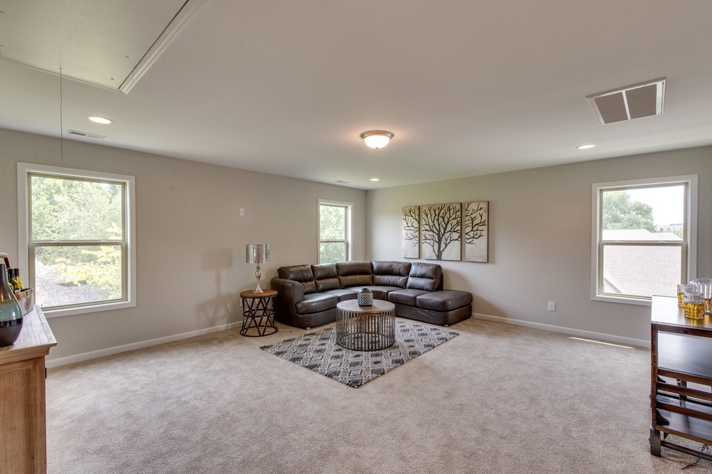 705 Harpeth Knoll Ct