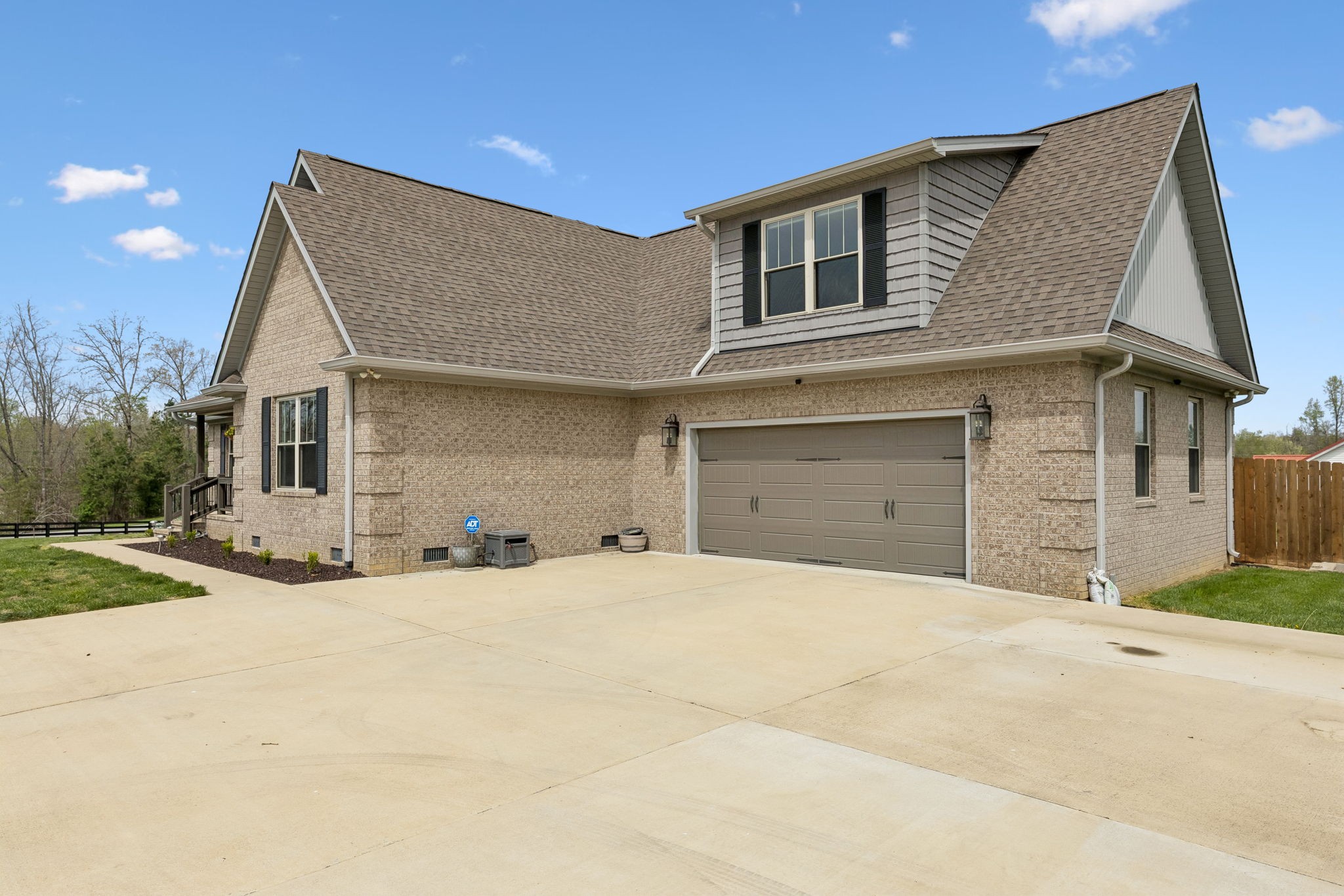 26 Bunting Ln