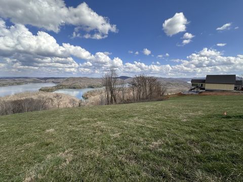 71A Catfish Rd Hilham TN 38568