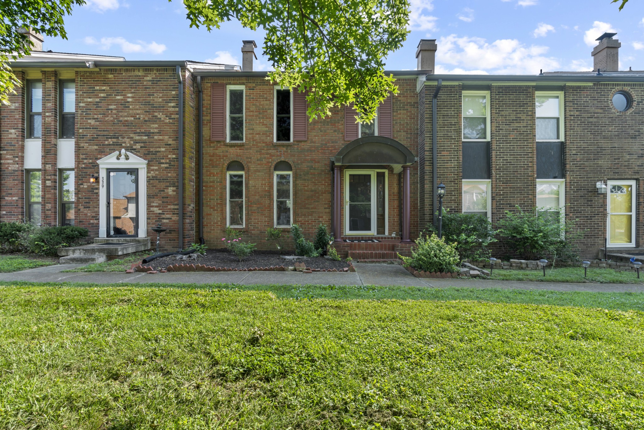 340 Huntington Ridge Dr