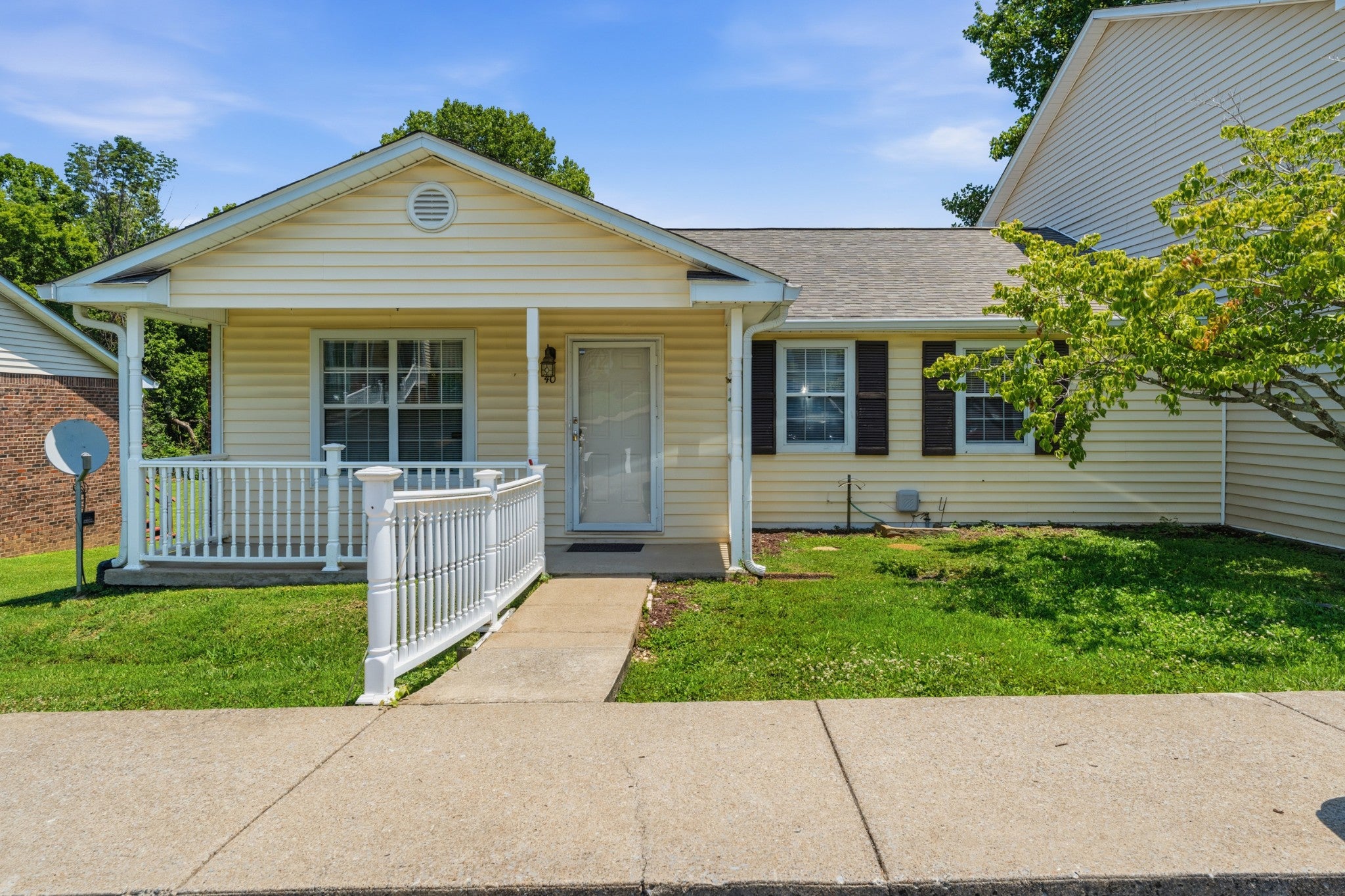 Photo 1 of 35 — 40 Rolling Meadows Dr, Goodlettsville, TN 37072